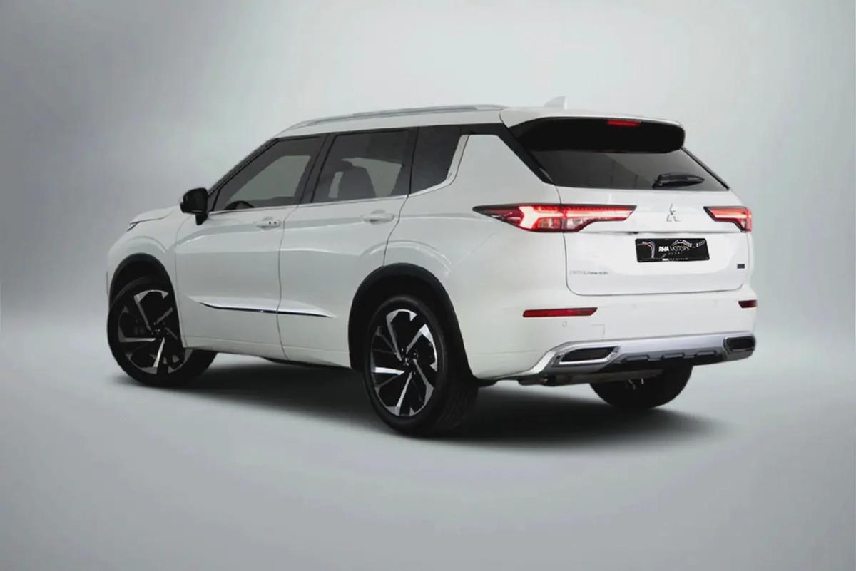 2025 Mitsubishi Outlander 4WD Premium / Full Service History / Agency Warranty-1-1
