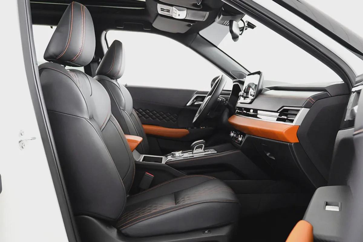 2025 Mitsubishi Outlander 4WD Premium / Full Service History / Agency Warranty-7-7