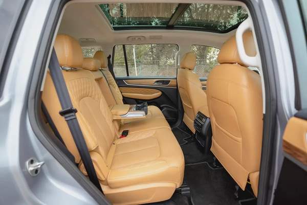 AED 804/Month | RX-8 Luxury | Free Warranty | GCC Specs | REF#M13091