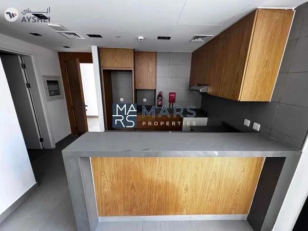 Luxurious brand new one bedroom with all facilities available