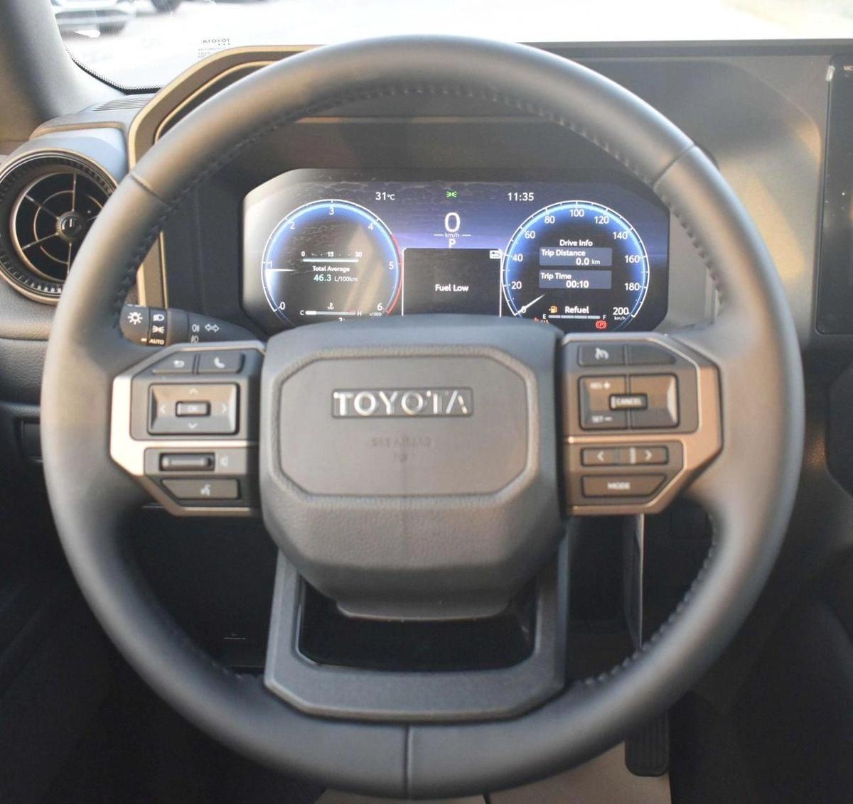 Toyota Prado TOYOTA-PRADO 2.8L ADV-8-8