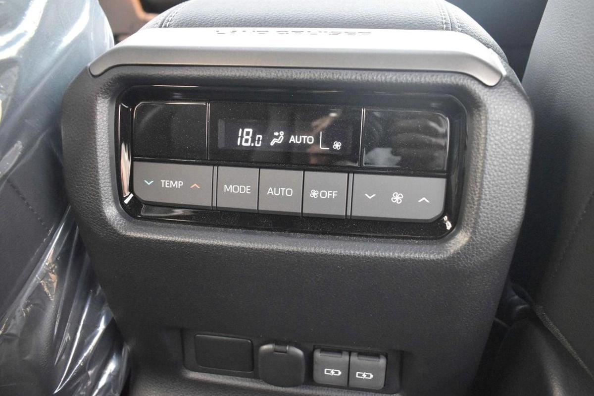 Toyota Prado TOYOTA-PRADO 2.8L ADV-15-15