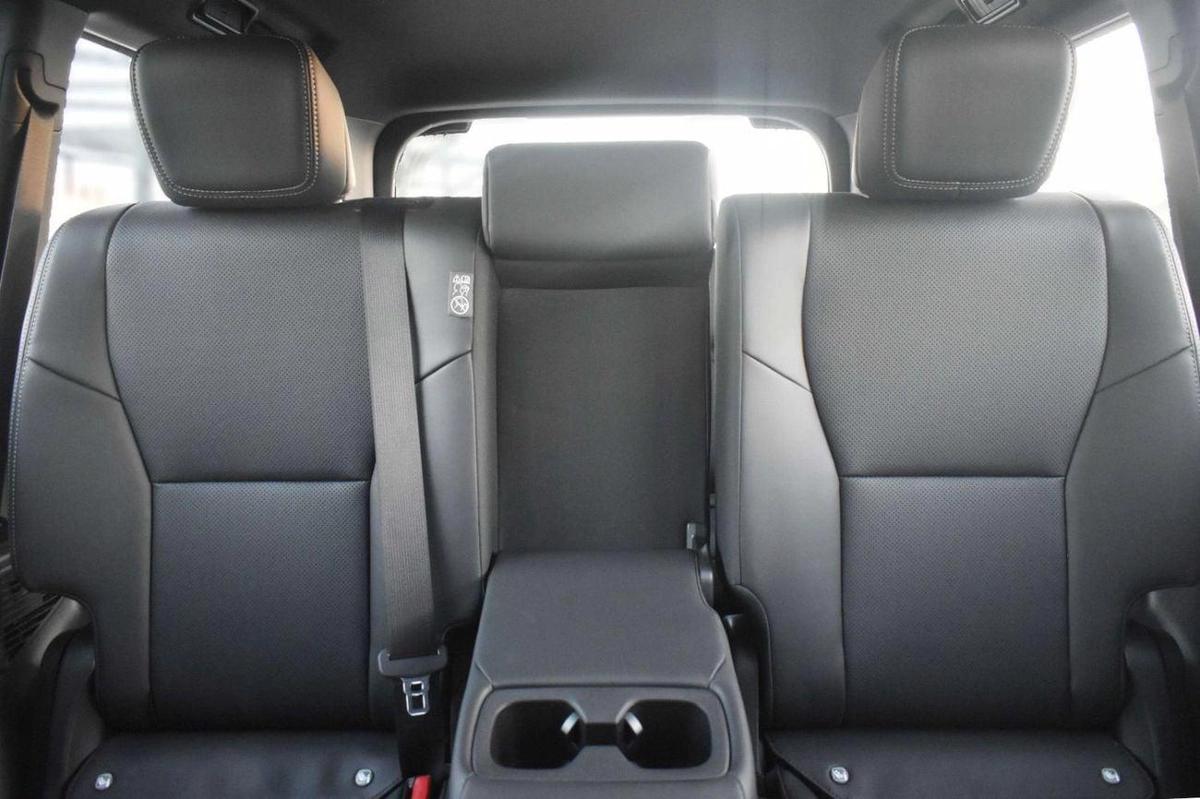 Toyota Prado TOYOTA-PRADO 2.8L ADV-19-19