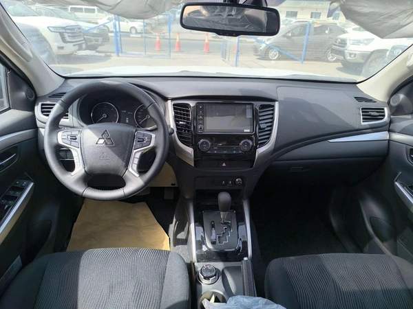 Mitsubishi Montero Sport 2.5L 4WD DIESEL