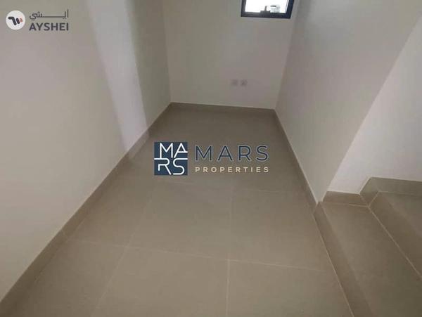 Brand New 4 bedroom villa available for rentin Masaar just in 200k