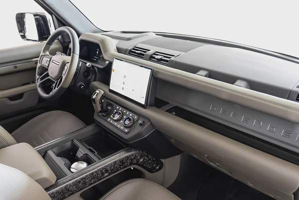 15,778 AED / 60 months | DP | 2025 Land Rover Defender 110 OCTA Edition One P635 V8 / European Spec