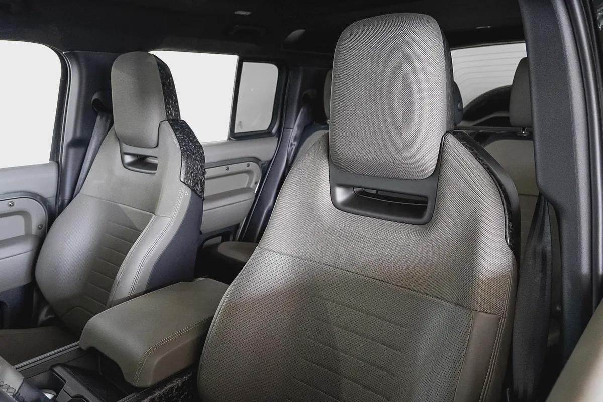 15,778 AED / 60 months | DP | 2025 Land Rover Defender 110 OCTA Edition One P635 V8 / European Spec-14-14