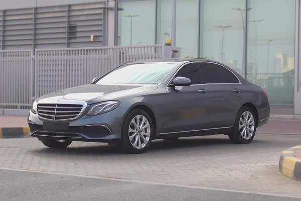 Mercedes-Benz E-Class E 300 2018 - Korean Specs - Excellent Condition