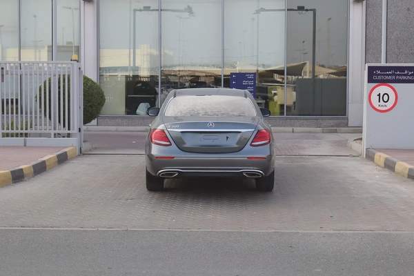 Mercedes-Benz E-Class E 300 2018 - Korean Specs - Excellent Condition