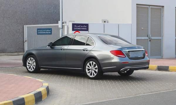 Mercedes-Benz E-Class E 300 2018 - Korean Specs - Excellent Condition