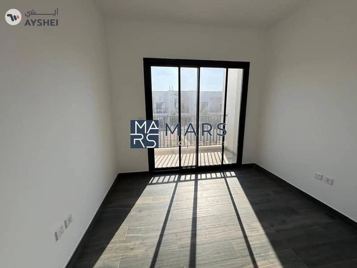 4 BR Corner Villa | Luxury Community | Best Price | Ready to Move In-22-22