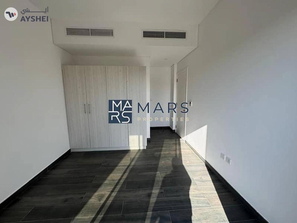 4 BR Corner Villa | Luxury Community | Best Price | Ready to Move In-23-23