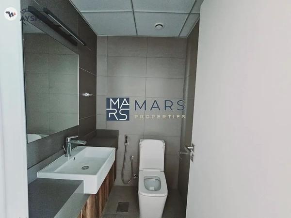 Brand New Unit | Big Layout | Modern