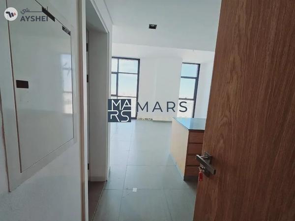 Brand New Unit | Big Layout | Modern