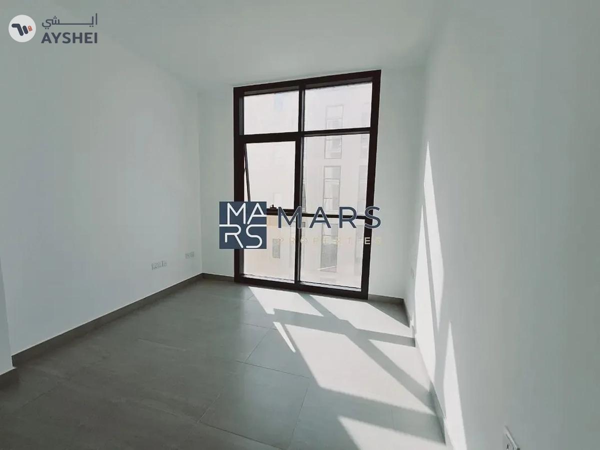 Brand New Unit | Big Layout | Modern-9-9