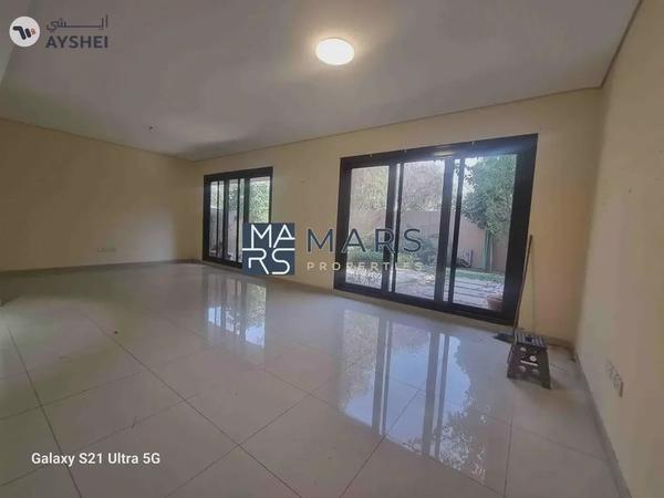 Luxury 4 bedroom villa available for rent in Al Zahia just in 200k