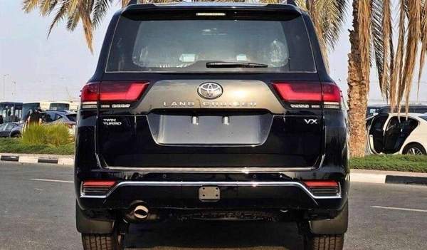 Toyota Land Cruiser Toyota land cruiser VX 3.5L PETROL MY2025 V6 FOR EXPORT ONLY.