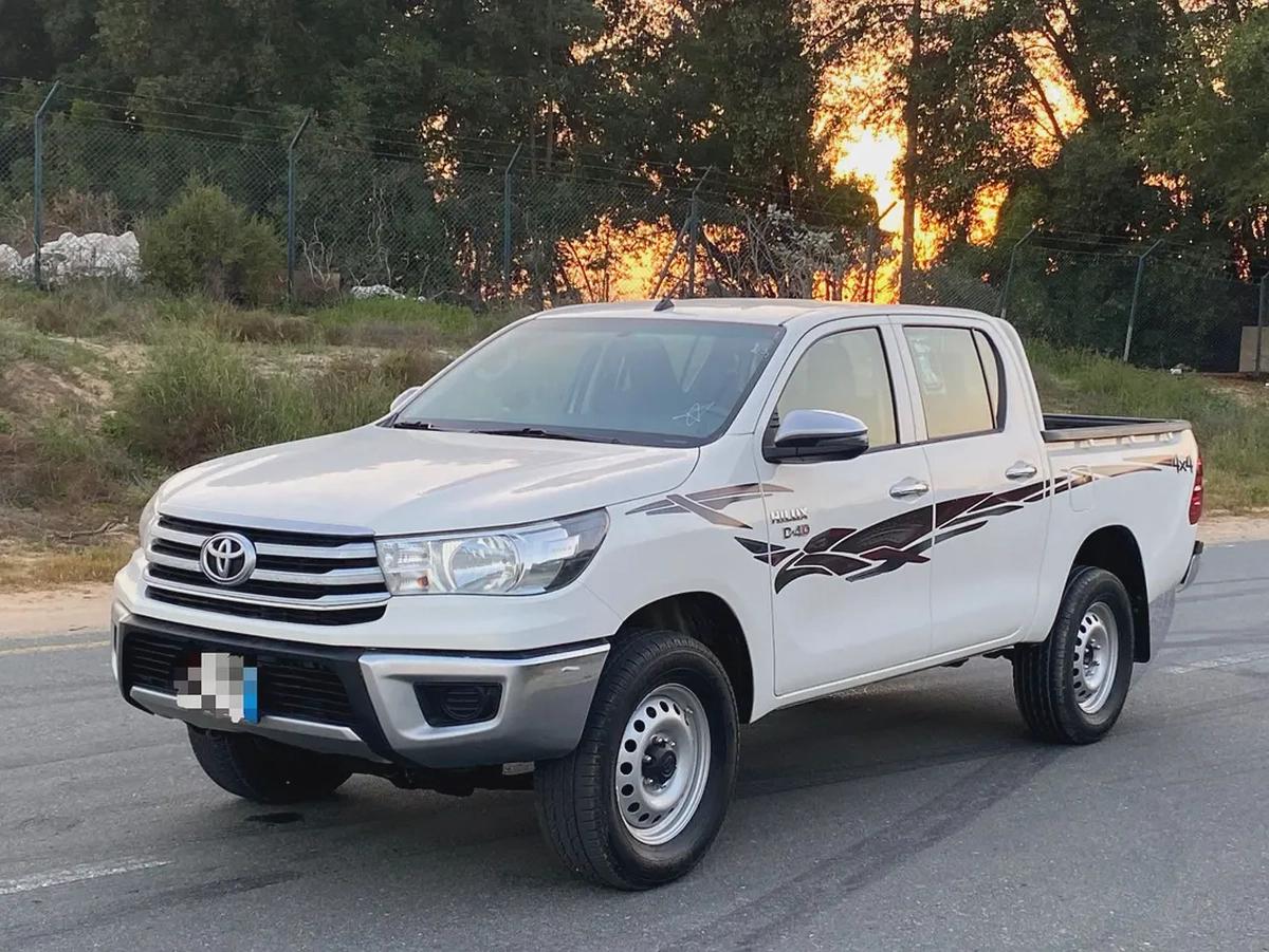 Toyota Hiulx 4x4 Diesel 2022-2-2