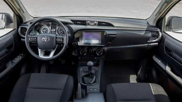 Toyota Hilux HILUX 2.4L MED OPTION DIESEL 2024