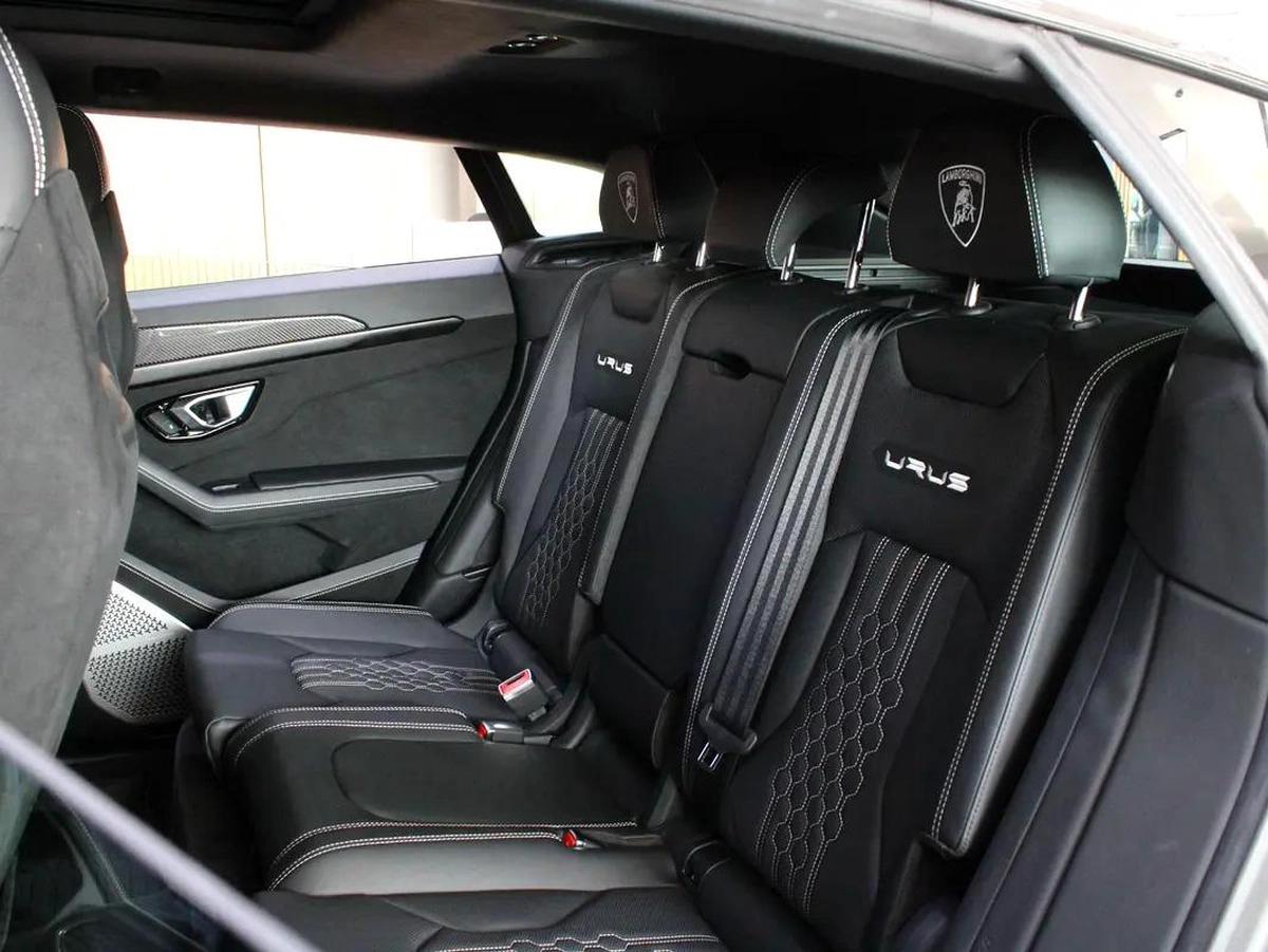 2024 - Lamborghini Urus Performante - V8-3-3