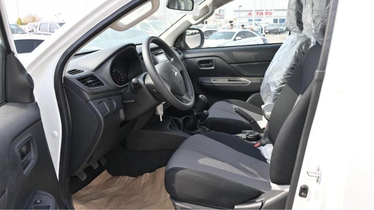 Mitsubishi L200 Mitsubishi L200 2.5L Turbo SC 4WD Manual ABS-9-9