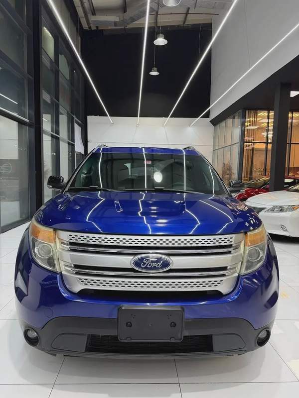 Ford Explorer Gcc with Service contract from Agency