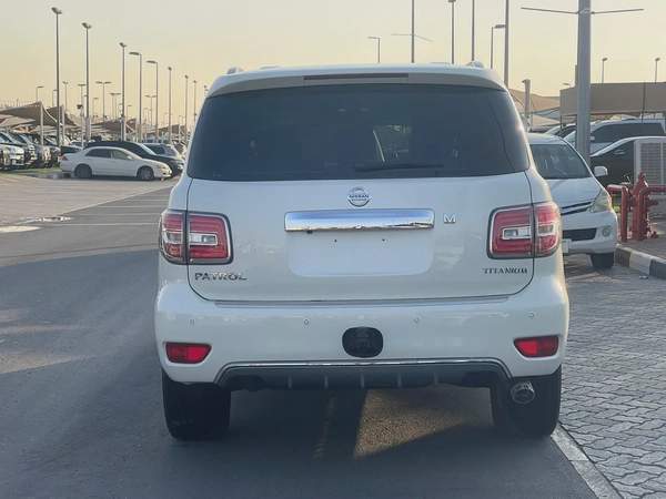 Nissan Patrol LE Titanium 2019 GCC Specs