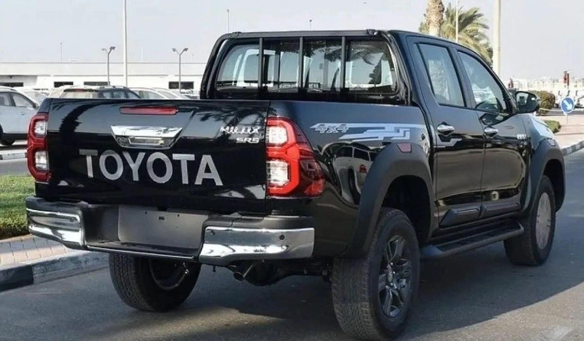 Toyota Hilux Toyota Hilux SR5 4.0 2025-2-2