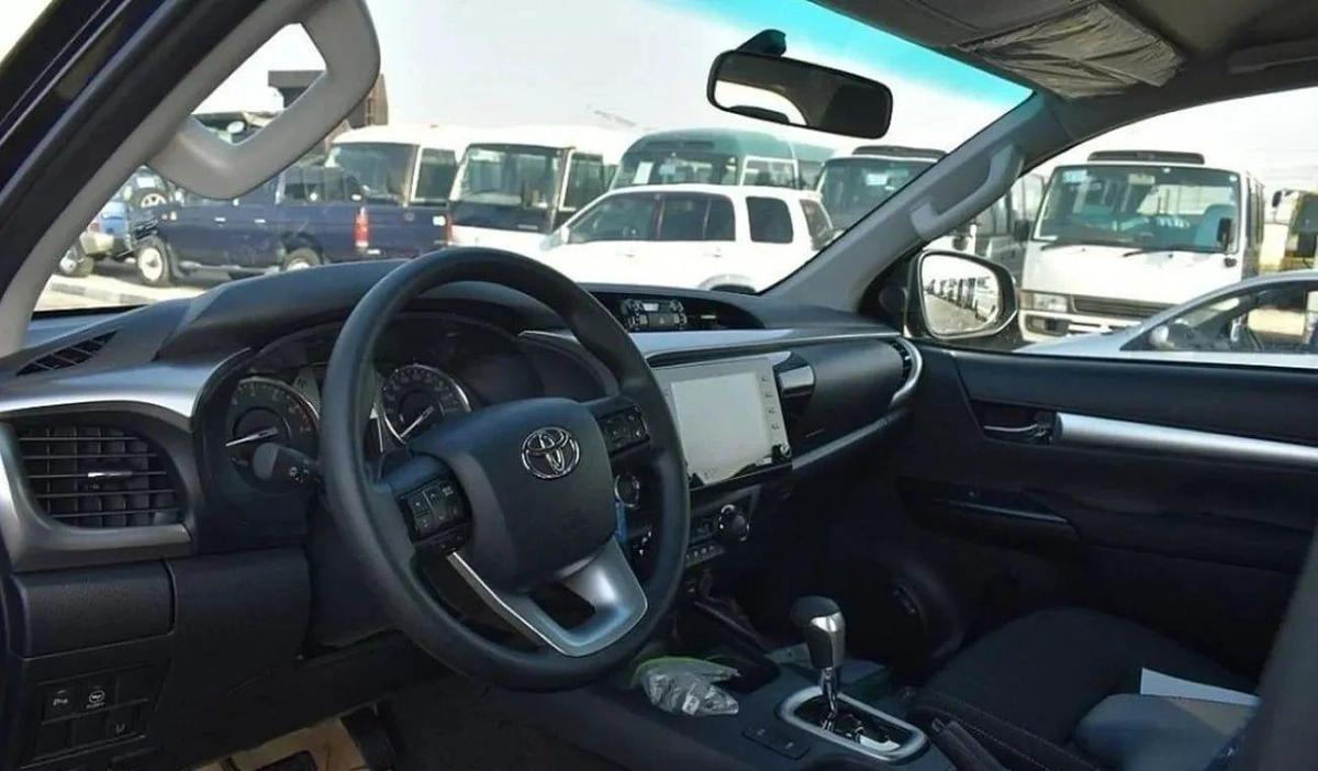 Toyota Hilux Toyota Hilux SR5 4.0 2025-5-5