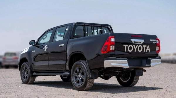 Toyota Hilux SR5 2.4L AT FULL OPTION DIESEL