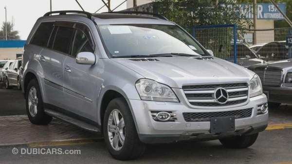 Mercedes Benz GL550