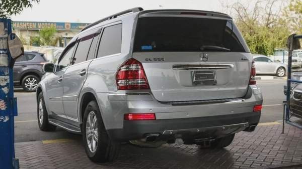 Mercedes Benz GL550
