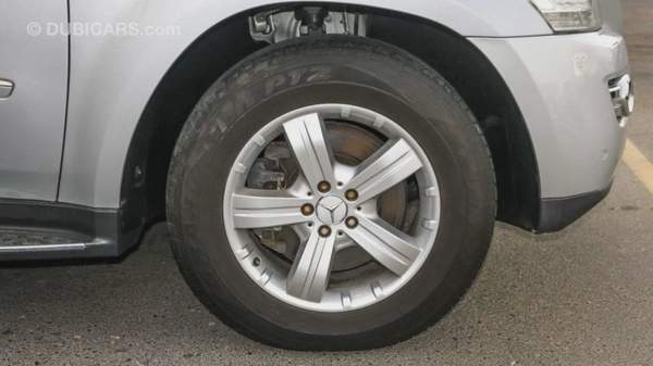 Mercedes Benz GL550