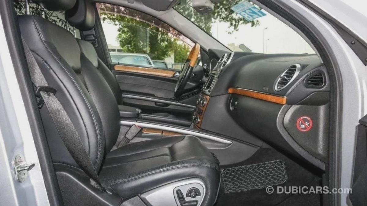 Mercedes Benz GL550-12-12