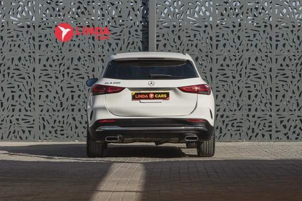 Mercedes-Benz GLA 200 2021