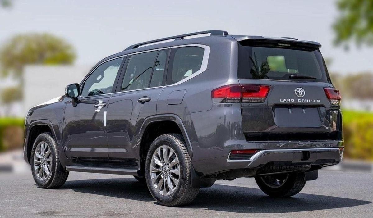 Toyota Land Cruiser LC300 VXR 3.3D AT MY2024 – GREY-6-6
