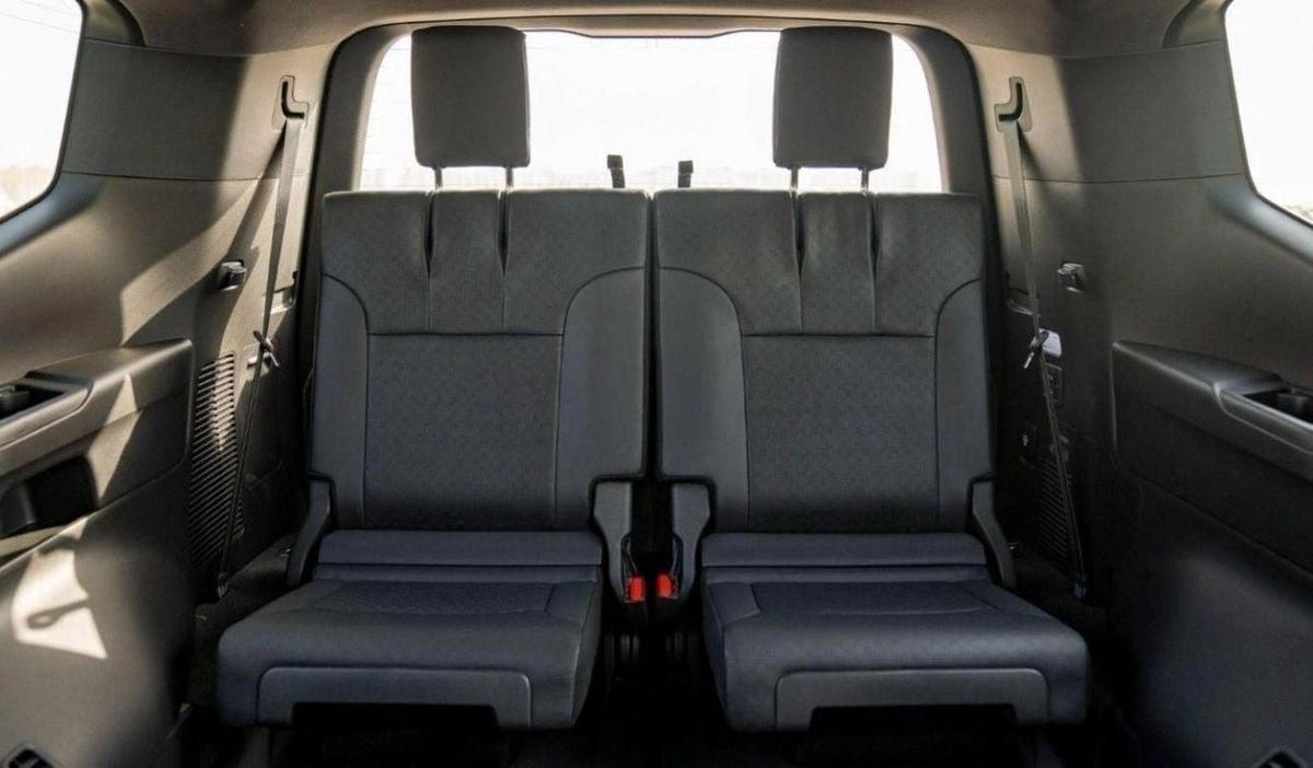 Toyota Land Cruiser LC300 VXR 3.3D AT MY2024 – GREY-18-18