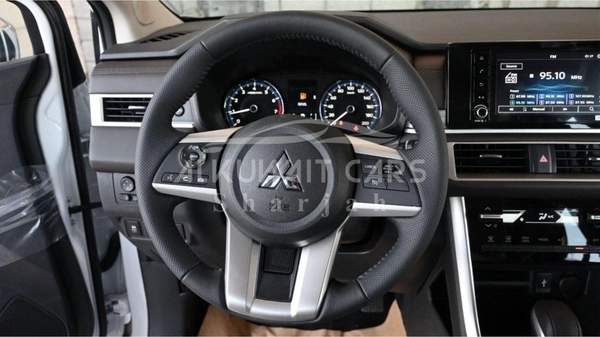 Mitsubishi Xpander MITSUBISHI XPANDER 1.5L PETROL AT
