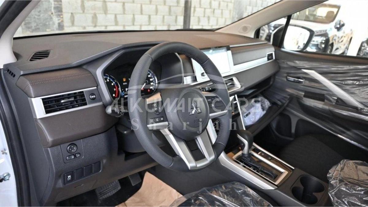 Mitsubishi Xpander MITSUBISHI XPANDER 1.5L PETROL AT-16-16