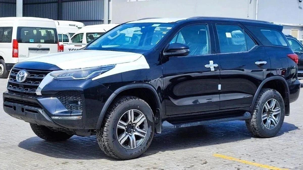 Toyota Fortuner GXR 2.4L DLESEL-0-0