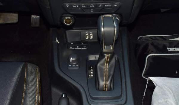 Ford Ranger Wildtrak 3.2L (200 HP)