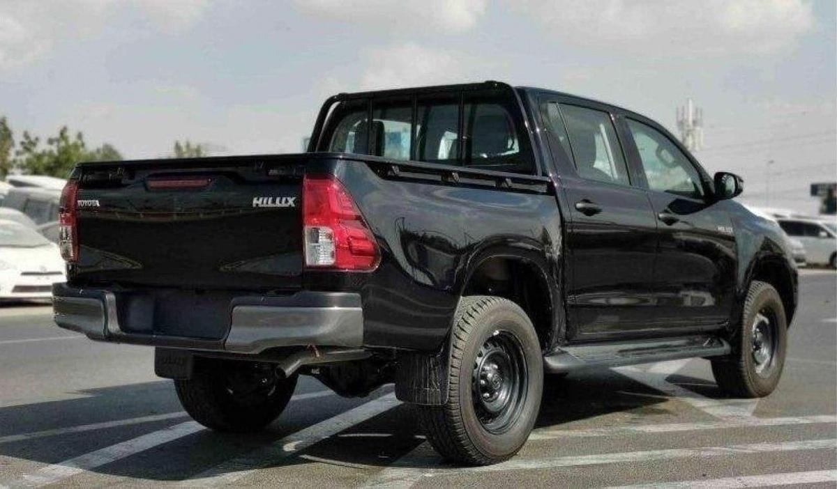 Toyota Hilux Toyota hilux 2.4L diesel mid options MY2025-3-3