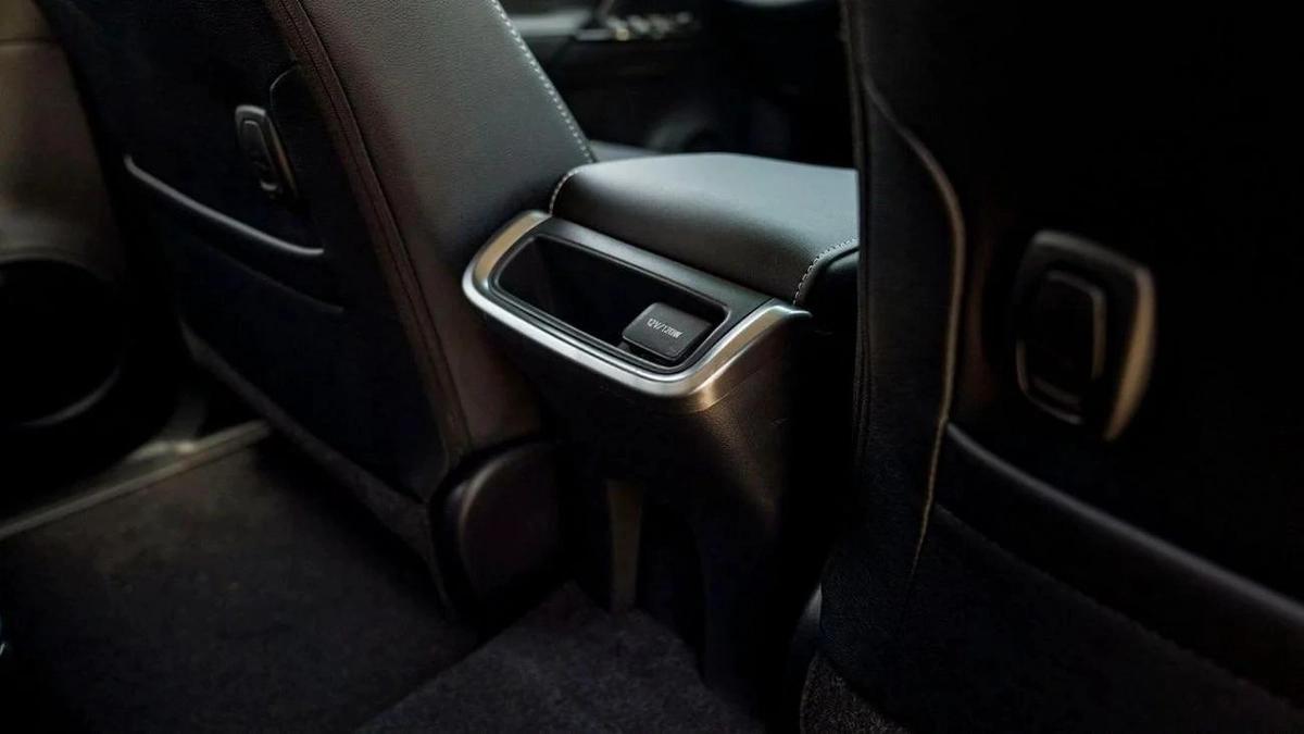 Toyota Fortuner Toyota Fortuner 2.8L Diesel Full Option 2024-10-10