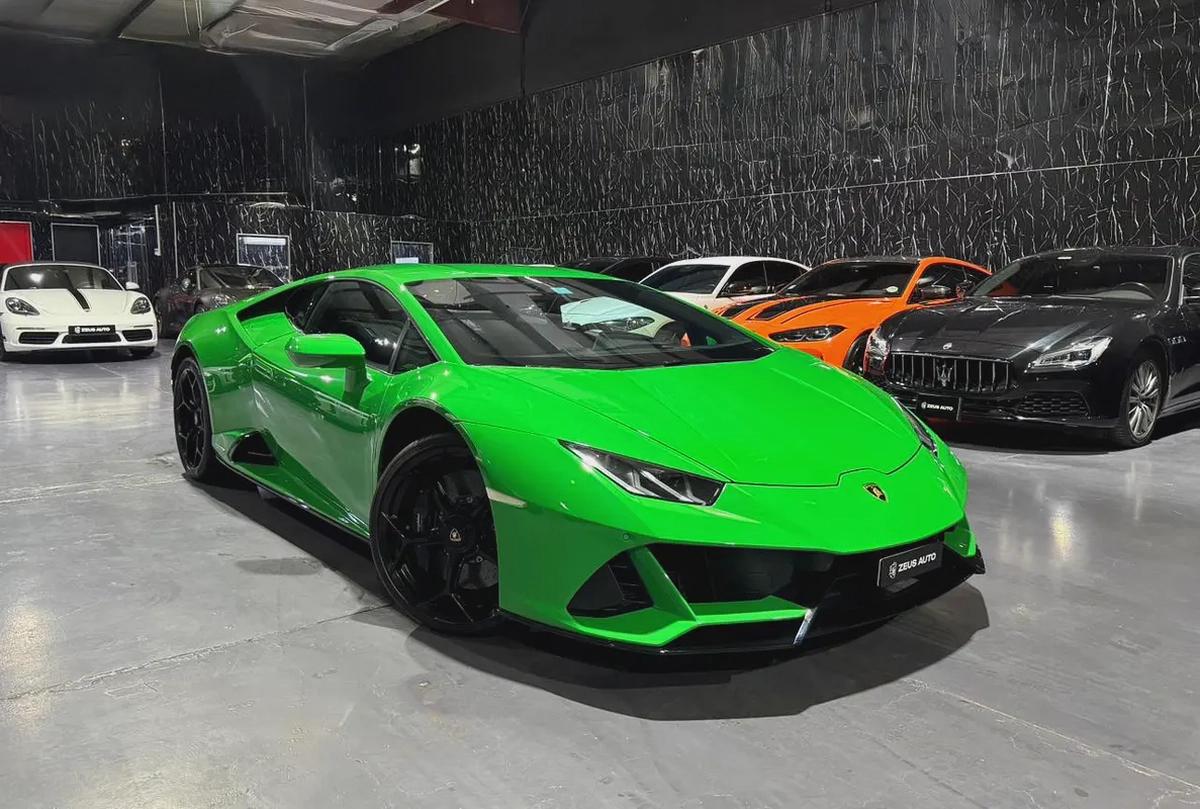 Lamborghini Huracán Evo 2021 European specs for 850,000.00 AED-2-2