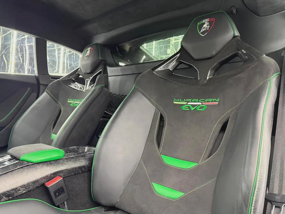 Lamborghini Huracán Evo 2021 European specs for 850,000.00 AED-16-16