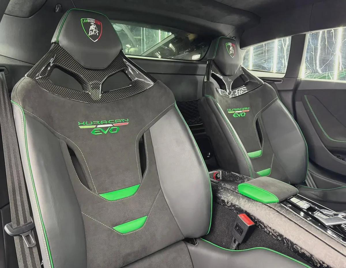 Lamborghini Huracán Evo 2021 European specs for 850,000.00 AED-17-17