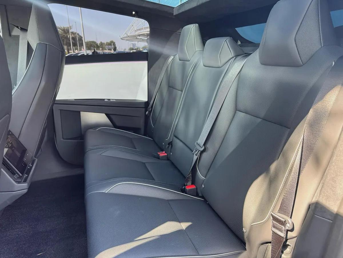 **2024**AMERICAN SPEC LESS KM ONLY 400KM-10-10