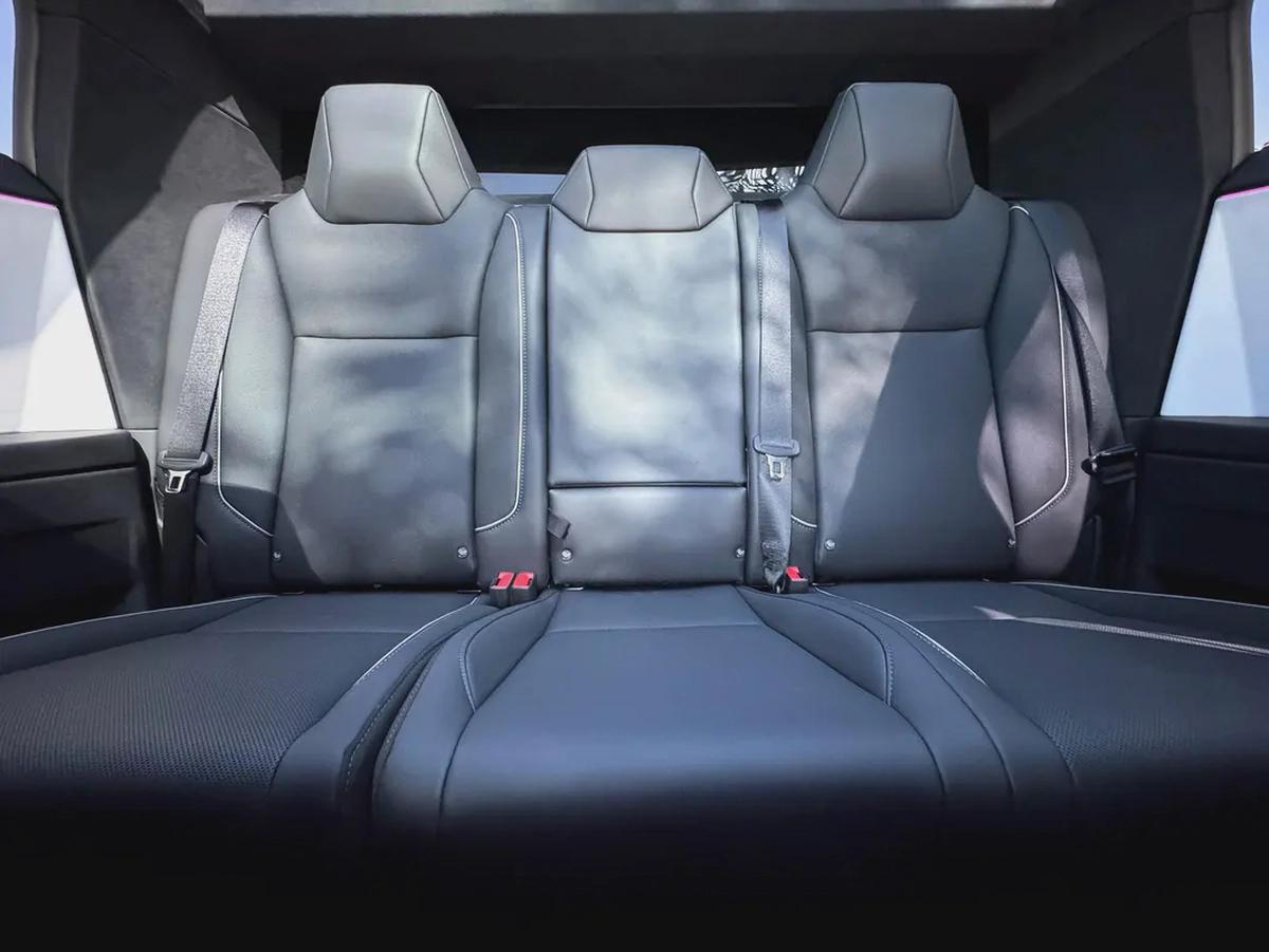 **2024**AMERICAN SPEC LESS KM ONLY 400KM-12-12