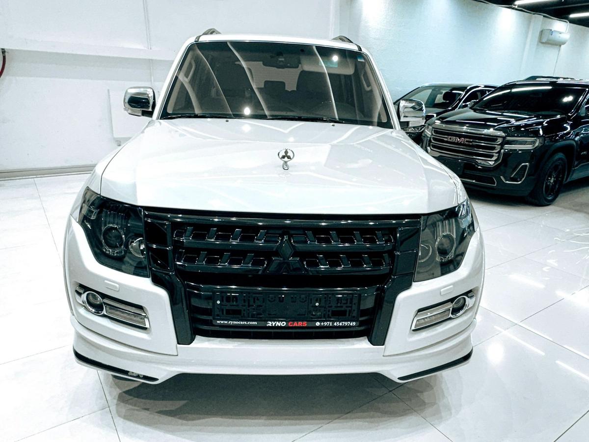 2020 Mitsubishi Pajero 3.8L V6 GLS // EMI Starting from 1,220 AED-5-5