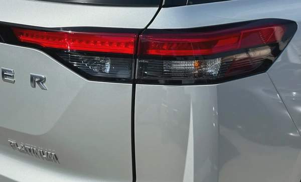 NISSAN - PATHFINDER - 2022 - PLATINUM - V6 - 3,5L - AMERICAN SPECS VERY GOOD CONDITION